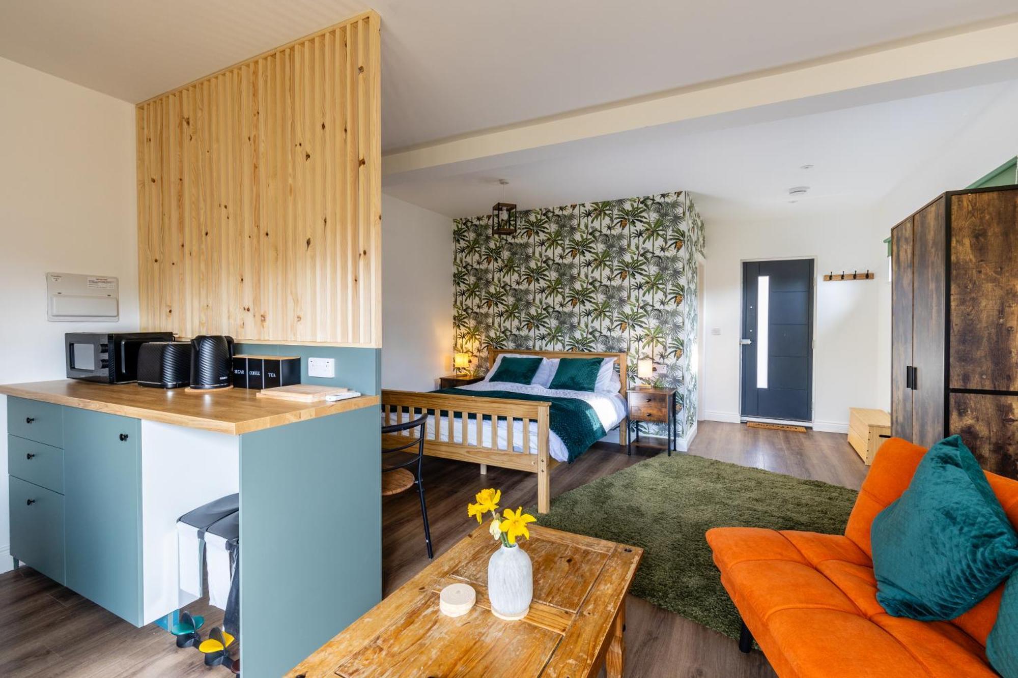 דירות באת' Midford Hideaway מראה חיצוני תמונה
